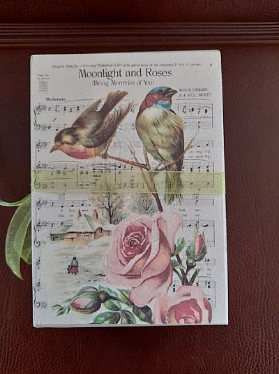 Μπομπονιέρα Κουτάκι *Moonlight and Roses*